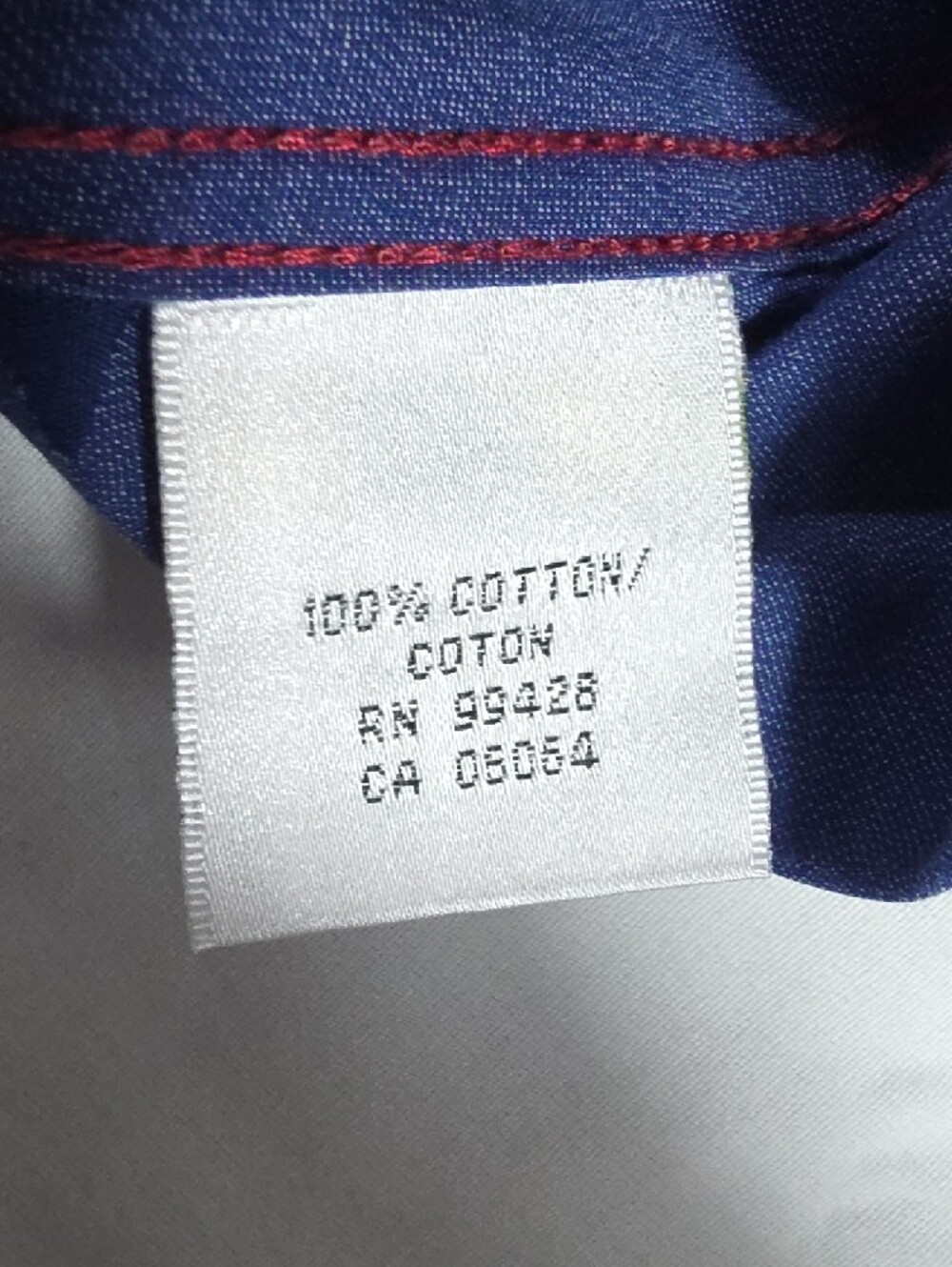 Bugatchi Navy Blue Long-Sleeve Button-Down Shirt with Subtle Patch Motif - Picture 6 of 7